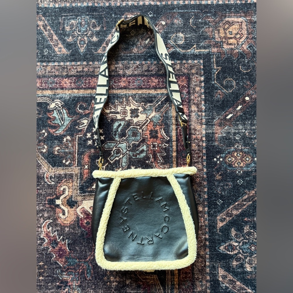 Stella McCartney Leather Black Cream Faux‎ Fur Trim Shoulder Bag Open Purse